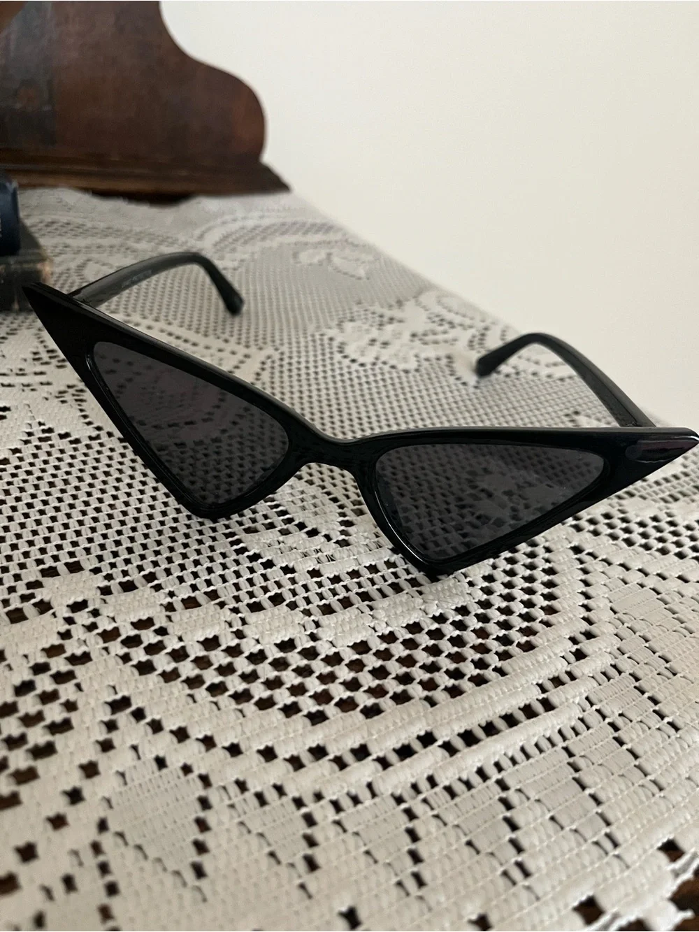 N/A bold black